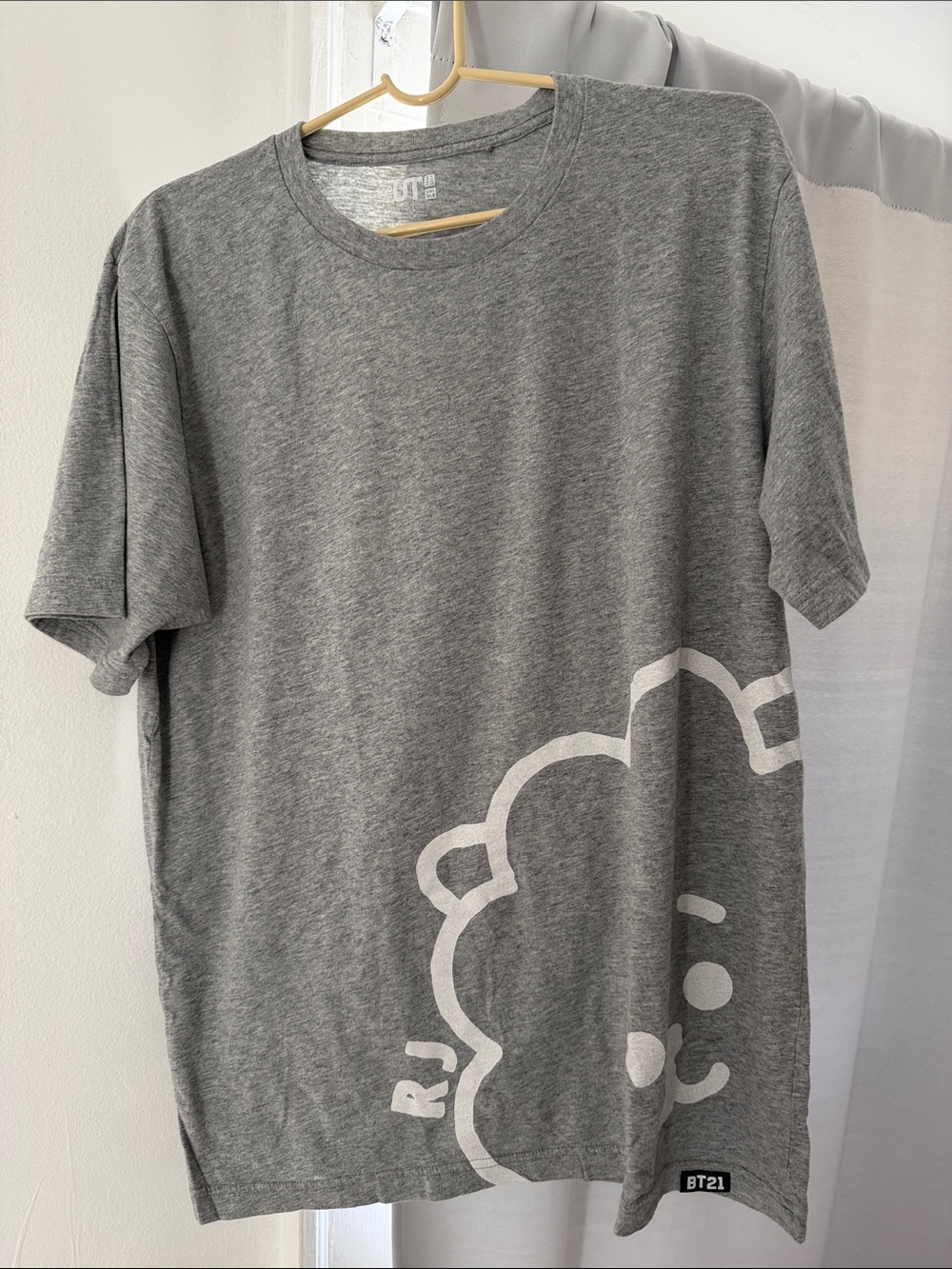 Uniqlo BT21 RJ Shirt
